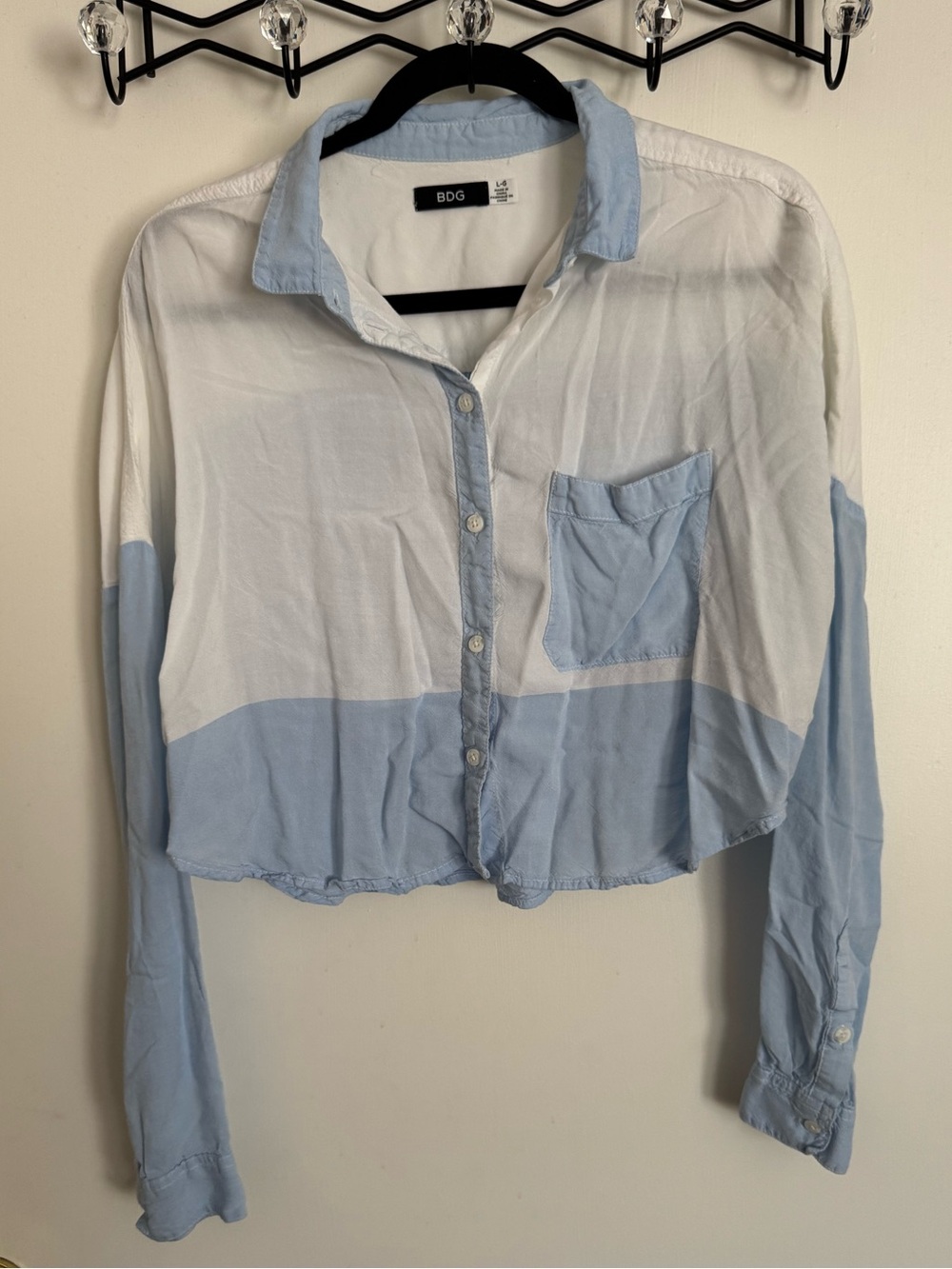 BDG crop button up blouse color block baby blue and white